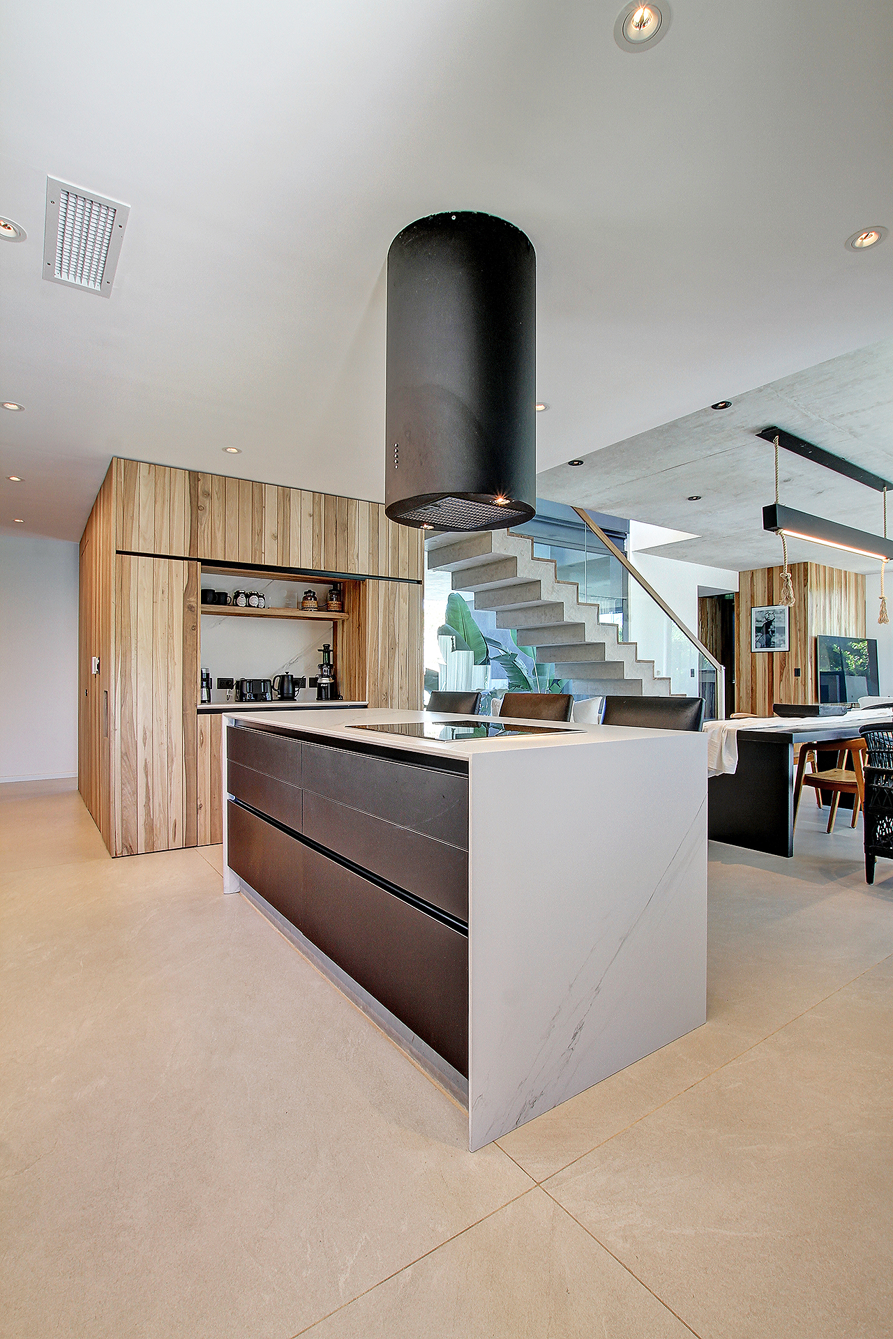 Home 3
